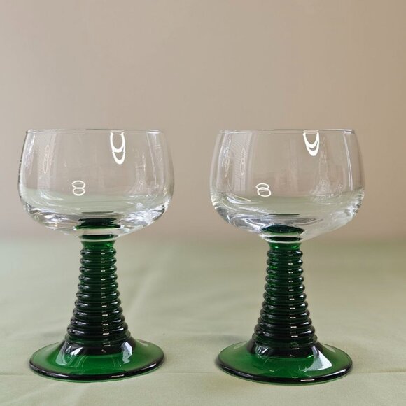 Set of 2 Vintage Bockling Made in Germany Roemer Plain Glasses with Green Foot‎ - Picture 1 of 11